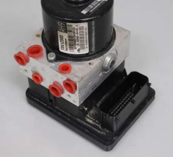 UNITE HYDRAULIQUE, ABS, AVEC UNITE DE COMMANDE